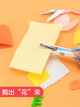 将图片加载到图库查看器，【汪汪队】得力学生剪刀安全小剪子安全便携式随身儿童宝宝手工美工幼儿园小号剪纸刀花边剪刀家用6075

