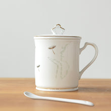 将图片加载到图库查看器，古镇陶瓷景德镇玲珑陶瓷茶杯马克杯带盖带勺简约水杯杯子情侣杯

