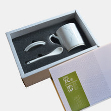 将图片加载到图库查看器，古镇陶瓷景德镇玲珑陶瓷茶杯马克杯带盖带勺简约水杯杯子情侣杯
